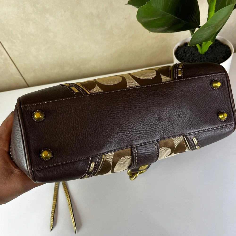 ♡ Coach Hamptons Horsebit Top Handle Bag F10313 ♡